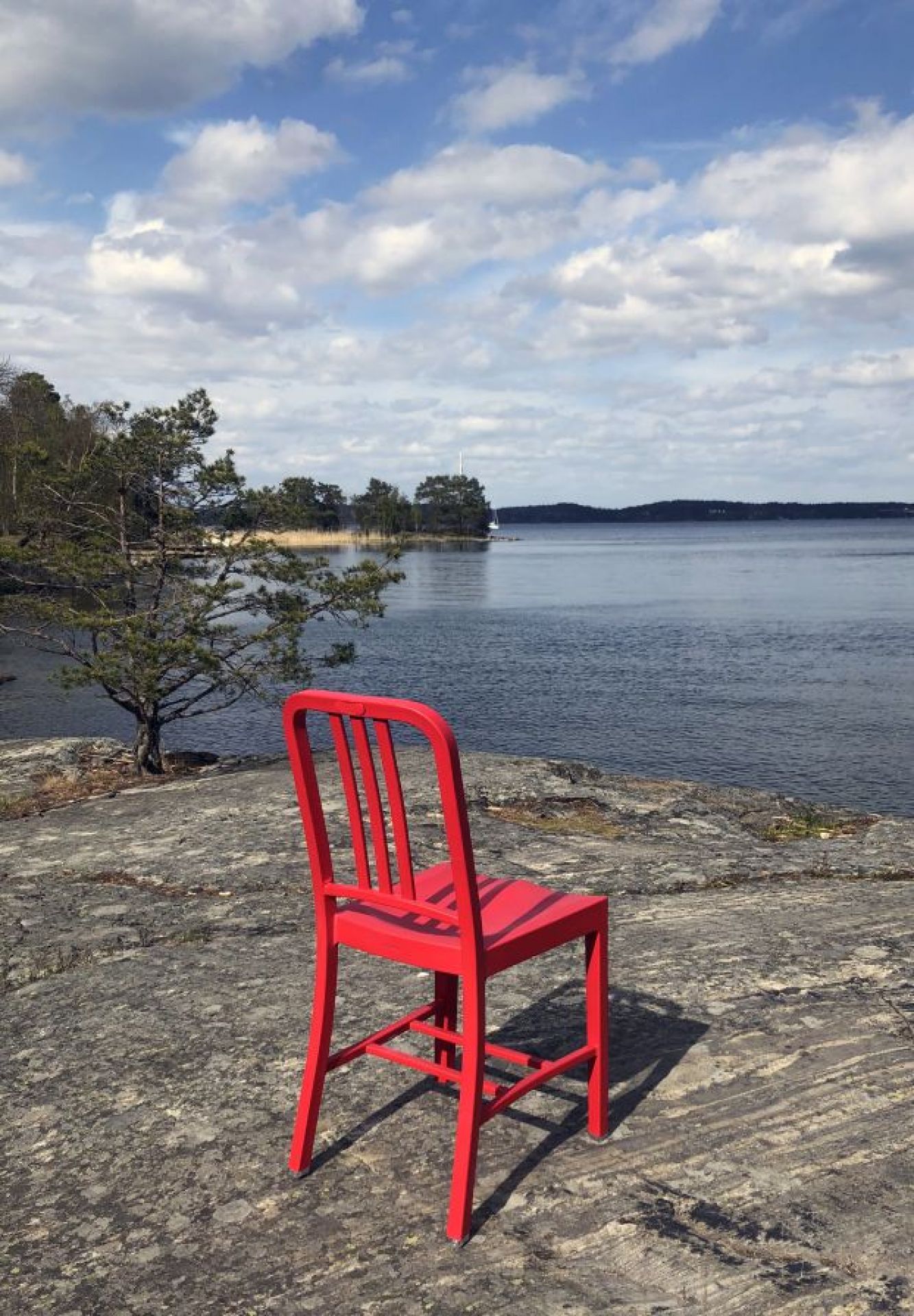 Chaise clearance navy emeco